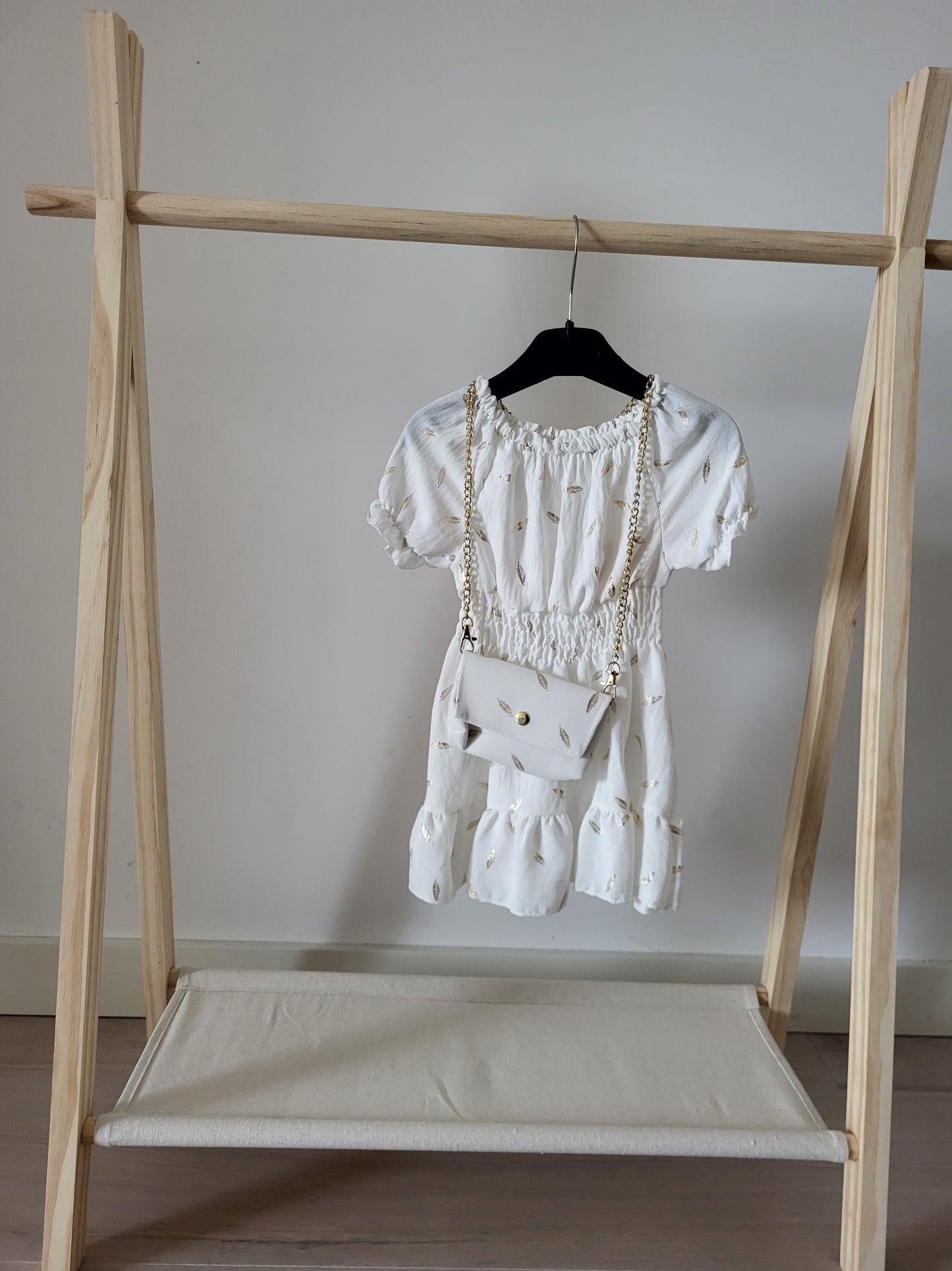 Meisjesjurk met Gouden Details en Schoudertasje