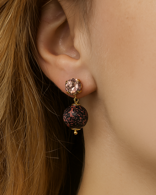 Roze-Zwart Oorbellen met Resin Kraal & Kristal
