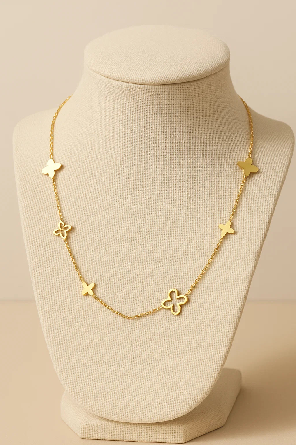 Ketting met Bloemschakels