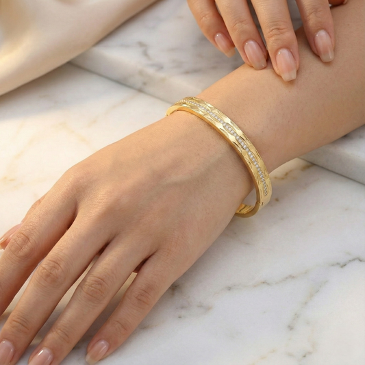 Golden Horizon Bangle Armband