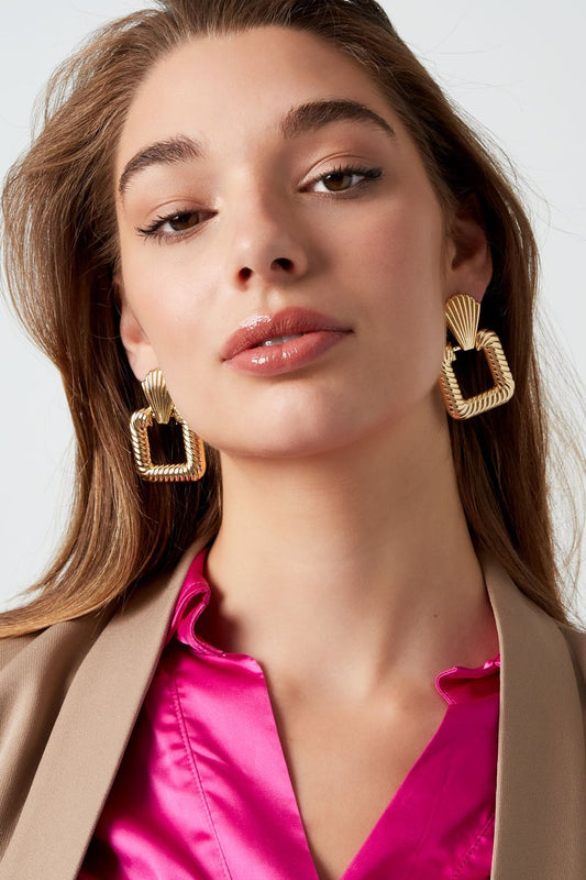 Goudkleurige Shiny Vierkante Oorbellen