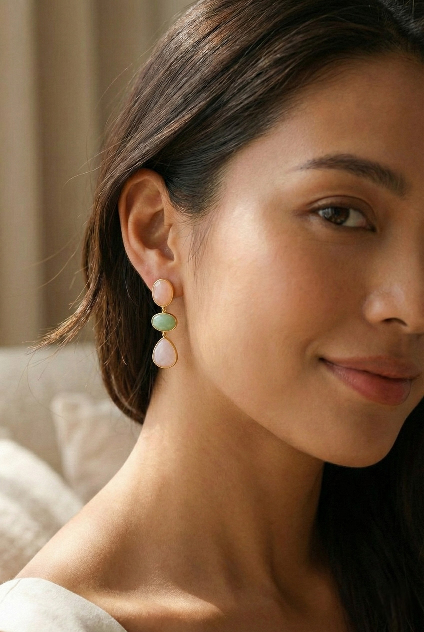 Oorbellen met pastelstenen