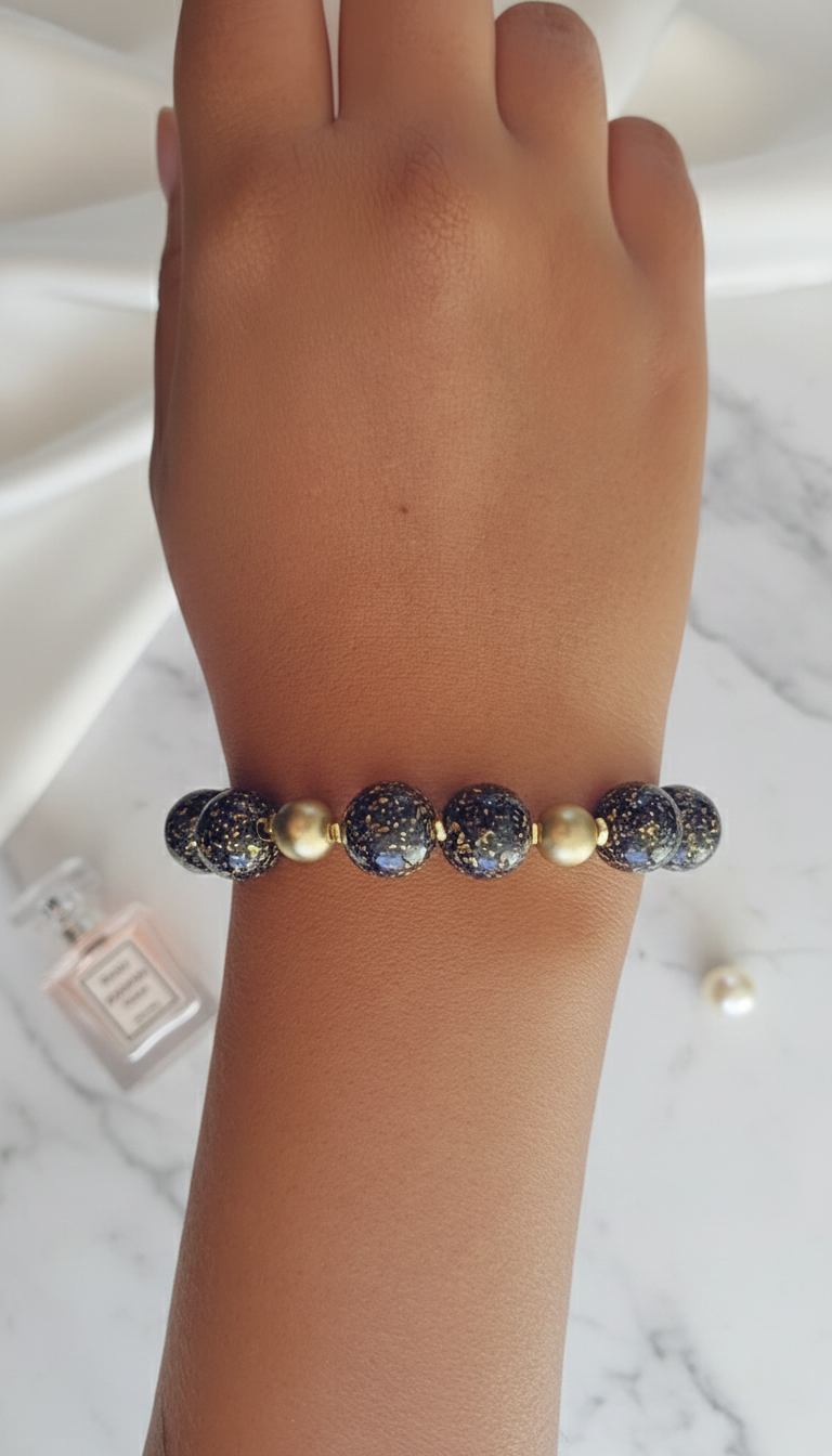 Zwart-Gouden Armband met Resin & Kristal